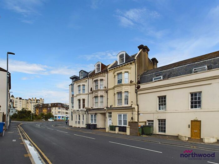 1 Bedroom Flat To Rent In Seaside, Eastbourne, BN22