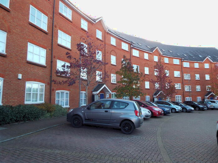 2 Bedroom Apartment To Rent In Crown Quay, Prebend Street, MK40
