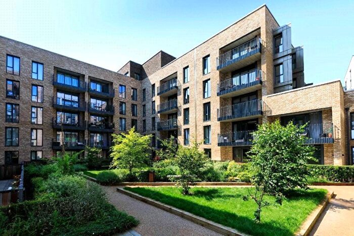 1 Bedroom Flat To Rent In Fairfield Avenue, Staines-Upon-Thames, Surrey, TW18