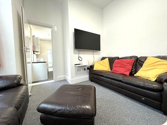 6 Bedroom Terraced House To Rent In St. Andrews Road, Portsmouth, Hampshire, PO5