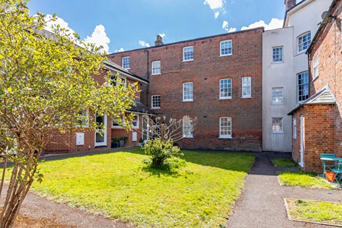 1 Bedroom Terraced House To Rent In Bell House Headley Close, Alresford, Hampshire, SO24