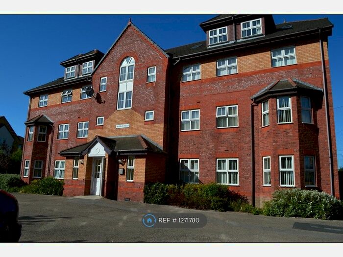 2 Bedroom Flat To Rent In Waverley House, Liverpool L19
