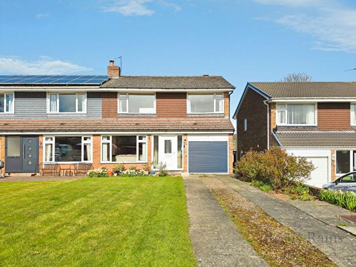 3 Bedroom Semi Detached House For Sale In Foxhills Crescent, Lanchester, Durham, DH7