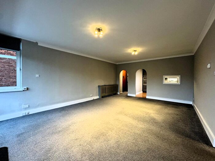 2 Bedroom Apartment To Rent In Riverside, Maidenhead, Berkshire, SL6