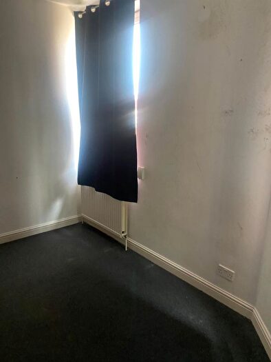 2 Bedroom Flat To Rent In Stapleton Road, Bristol, BS5