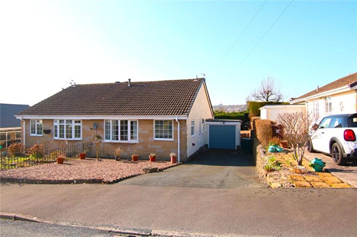 2 Bedroom Bungalow For Sale In Rombalds Crescent, Silsden, BD20