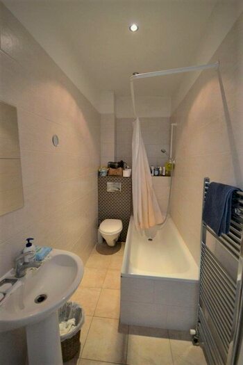 3 Bedroom Flat To Rent In Portnall Road, London, W9