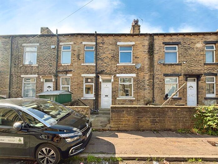 2 Bedroom Terraced House For Sale In Franklin Street, Halifax, HX1