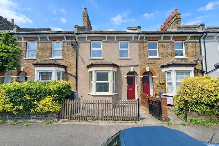 1 Bedroom Flat To Rent In Marsala Road, London, SE13