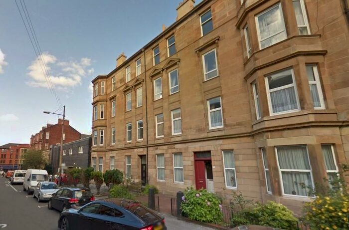 3 Bedroom Flat To Rent In No Hmo Bed Unfurnished At Carrington St, G4
