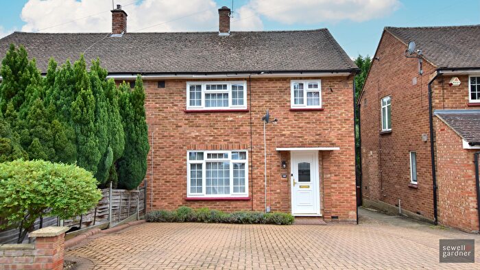 3 Bedroom Semi-detached House For Sale In Links Way, Croxley Green, Rickmansworth, WD3