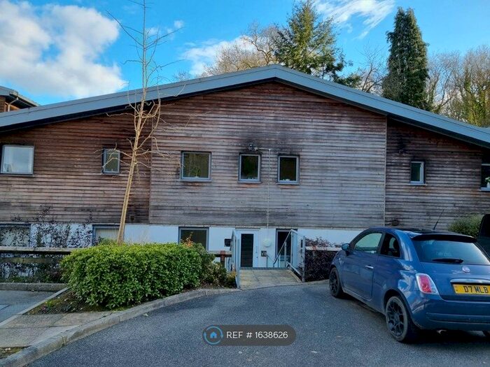 2 Bedroom Flat To Rent In Woodland View, Duporth, St. Austell, PL26