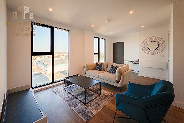 2 Bedroom Flat To Rent In High Definition, Red, Media City, Salford, M50