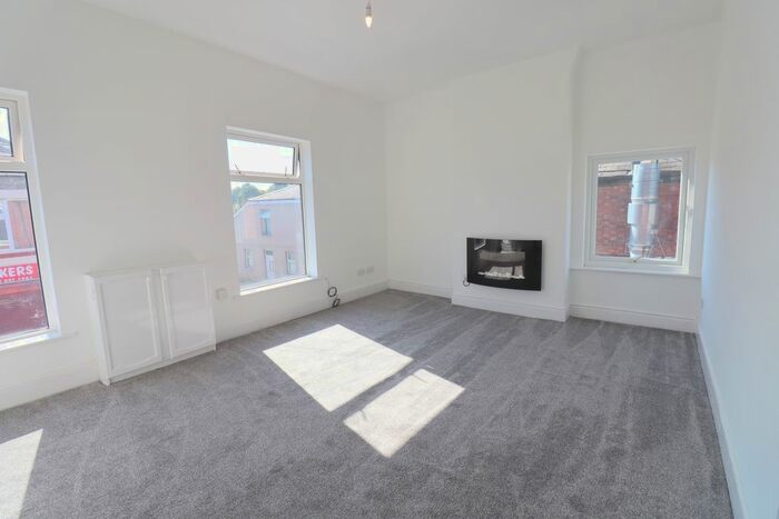 1 Bedroom Flat To Rent In Middlewich Street, Crewe, Cheshire, CW1