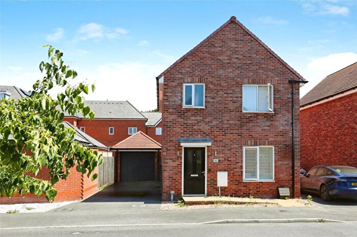 3 Bedroom Detached House For Sale In Parsons Avenue, Bursledon, Southampton, Hampshire, SO31