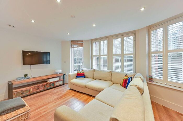 1 Bedroom Flat To Rent In Butler Court, Battersea, London, SW11