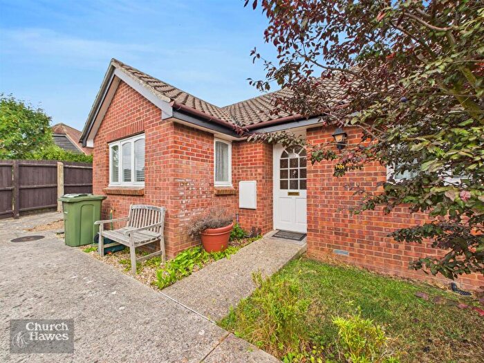 2 Bedroom Bungalow For Sale In Newnham Green, Maldon, CM9