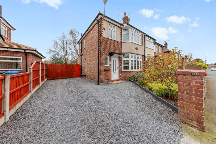 3 Bedroom Semi Detached House For Sale In Springfield Avenue, Grappenhall, WA4