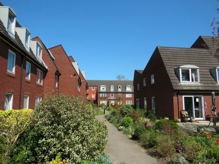 1 Bedroom Apartment To Rent In Ringwood Road, Ferndown, BH22