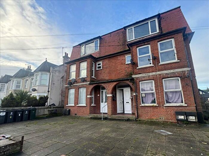 2 Bedroom Apartment For Sale In Thoroughgood Road, East Clacton, CO15