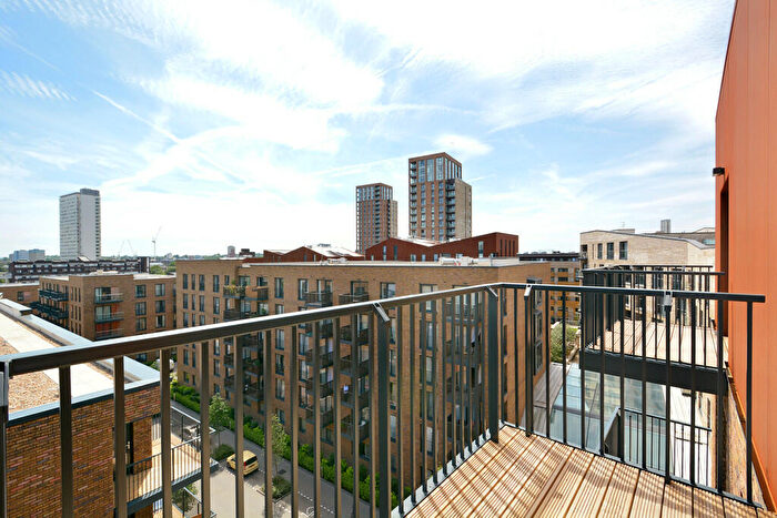 1 Bedroom Apartment To Rent In Quinton Court, Marine Wharf, London, SE16