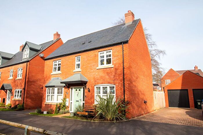 4 Bedroom Detached House For Sale In Jenkinson Road, Banbury, OX16