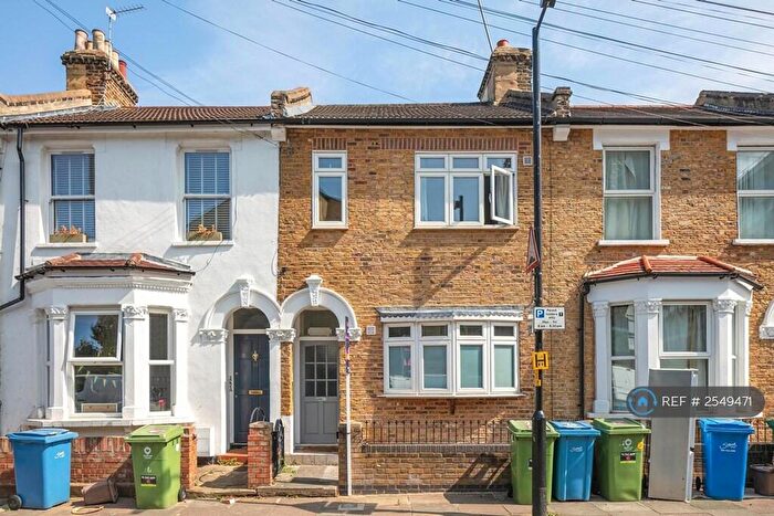5 Bedroom Terraced House To Rent In Furley Road, London, SE15