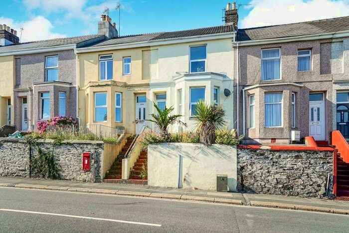 2 Bedroom House To Rent In Wolseley Road, Plymouth, Devon, PL5