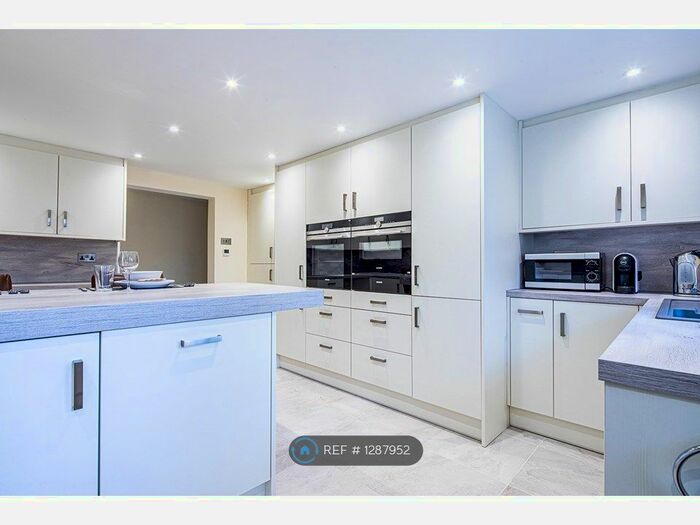 1 Bedroom Flat To Rent In Harrogate, Harrogate HG1