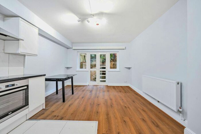 Studio To Rent In Lexham Gardens, South Kensington, London, W8