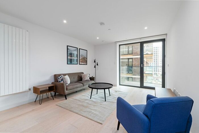 1 Bedroom Flat To Rent In Clipper Street, E16