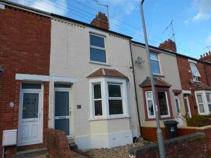 2 Bedroom Property To Rent In St. Michaels Road, Yeovil, BA21