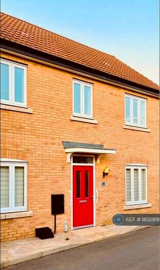 4 Bedroom Semi-Detached House To Rent In Cooper Road, Peterborough, PE4