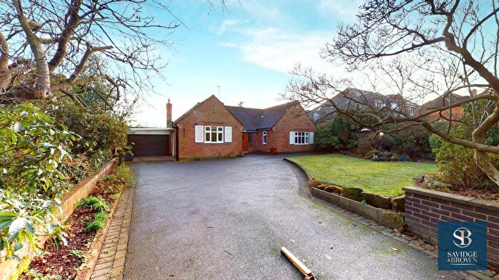 2 Bedroom Detached Bungalow For Sale In Wingfield Road, Alfreton, DE55