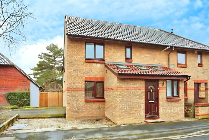 3 Bedroom House To Rent In Callander Close, CB4