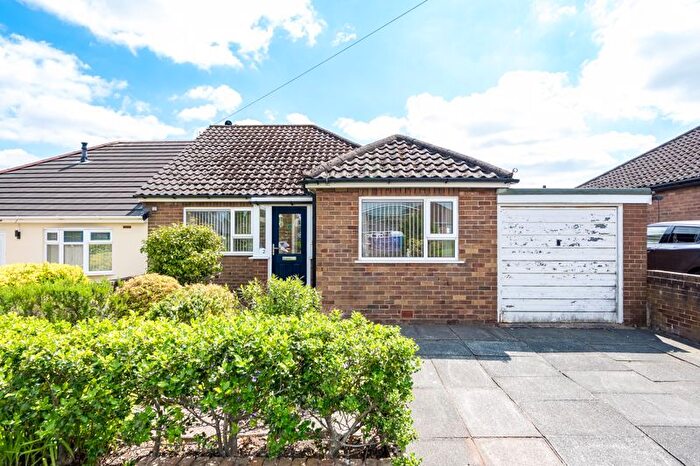 3 Bedroom Semi-Detached Bungalow For Sale In Abbey Close, Upholland, Skelmersdale, WN8