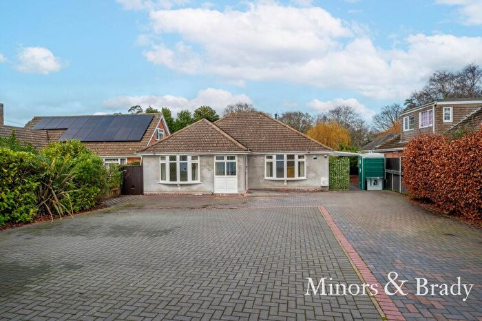5 Bedroom Detached Bungalow To Rent In Yarmouth Road, Lowestoft, NR32