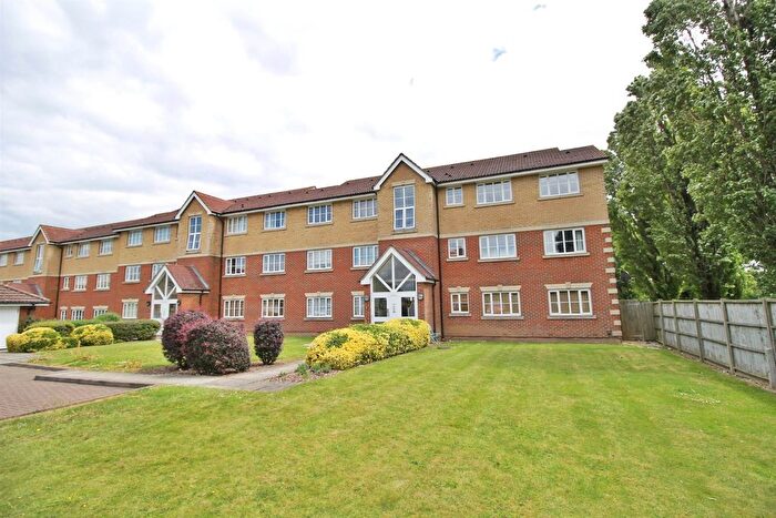 1 Bedroom Flat To Rent In Armstrong Close, Borehamwood, WD6