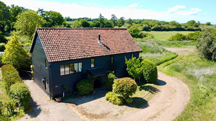 5 Bedroom Barn Conversion For Sale In Woolpit Road, Norton, IP31