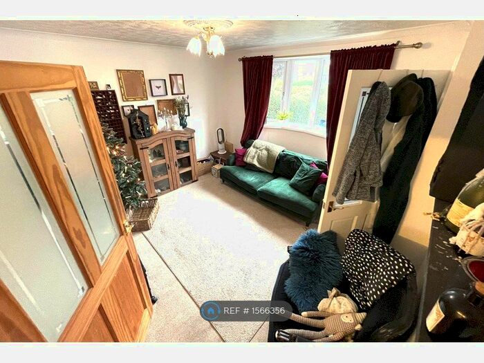 3 Bedroom Terraced House To Rent In Stuart Road, York, YO24