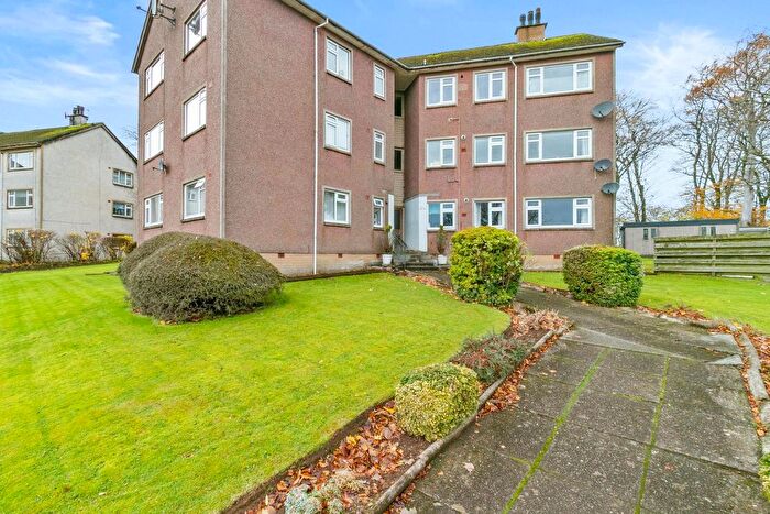 2 Bedroom Flat For Sale In Alexander Avenue, Eaglesham, G76