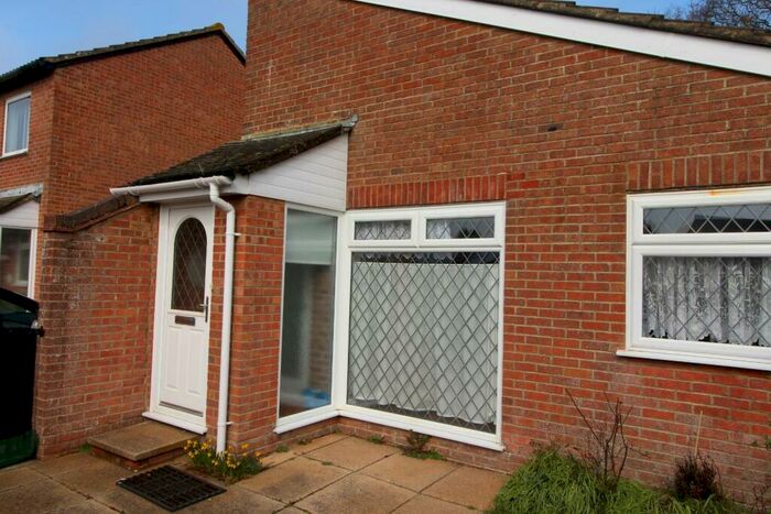 2 Bedroom Semi-Detached Bungalow To Rent In Blair Close, New Milton, BH25