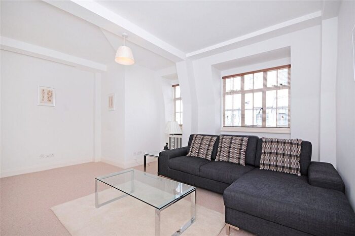 2 Bedroom Flat To Rent In Knightsbridge Court, Sloane Street, London, SW1X