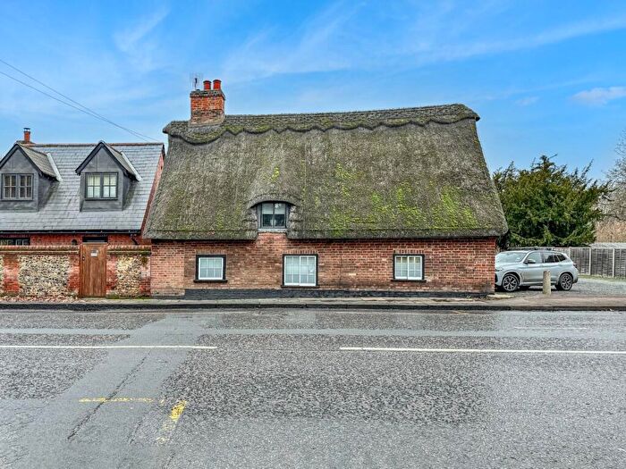 3 Bedroom Detached House For Sale In High Street, Trumpington, Cambridge, CB2