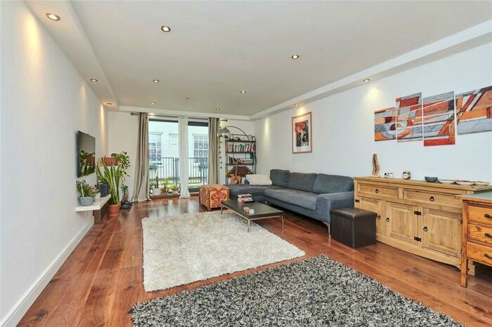 1 Bedroom Apartment To Rent In Providence Place, Islington, N1