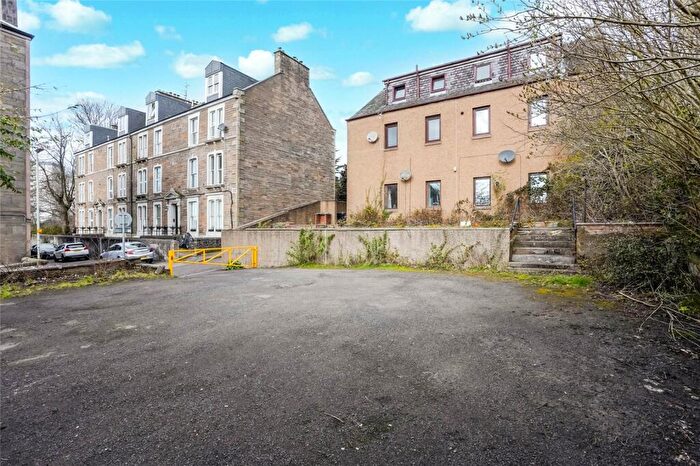 1 Bedroom Flat For Sale In Forebank Road, Dundee, Angus, DD1