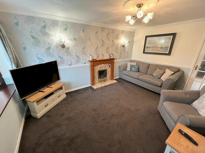 4 Bedroom Detached House For Sale In Hargrave Road, Shirley, Solihull, B90