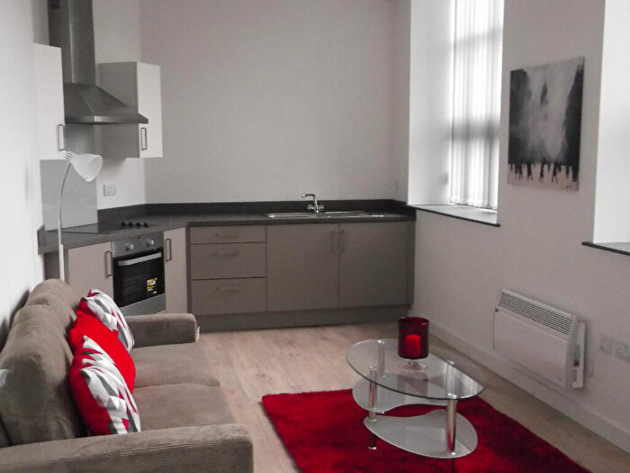 1 Bedroom Apartment To Rent In Mill Street, City Centre, Bradford, BD1