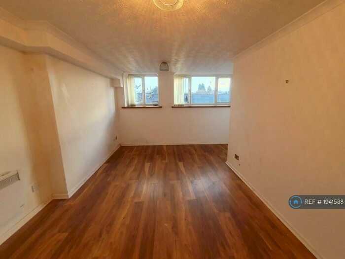 1 Bedroom Maisonette To Rent In Old School Court, Manchester, M9