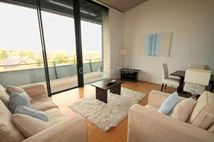 2 Bedroom Flat To Rent In Budenberg Woodfield Road, Altrincham, WA14